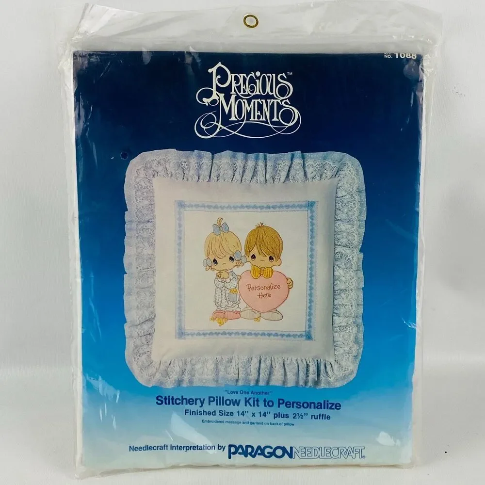 Paragon 1088 Love One Another Stitchery Pillow Kit Precious Moments 14x14‎ 1984